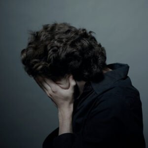 Read more about the article Абыякавасць да жыцця. Ад суму да дэпрэсіі